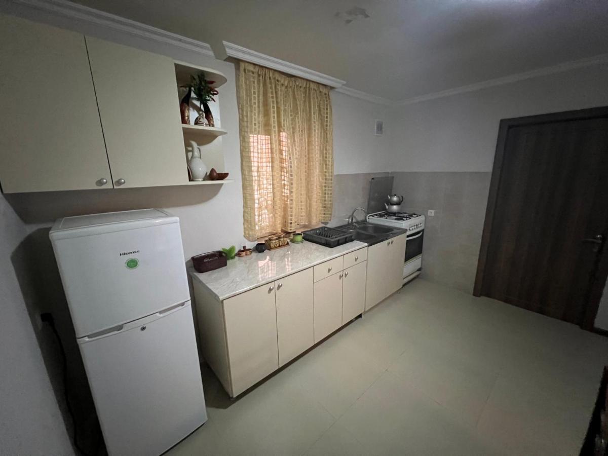 Cozy Apartment In The Centre Of Kutaisi Exterior photo